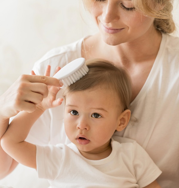 Gestion des problèmes de cheveux de bébé